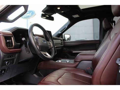 Used 2022 Ford Expedition Max Limited AWD/4WD image 12