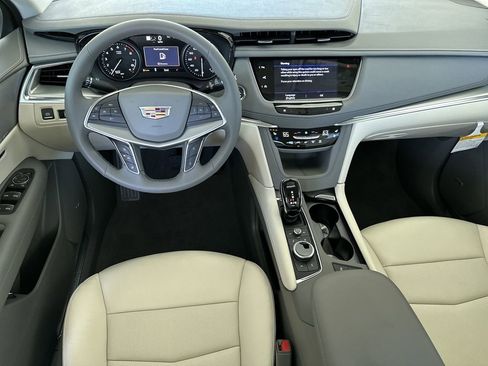 New 2026 Cadillac XT5 Premium Luxury w/ Driver Assist Package FWD image 16