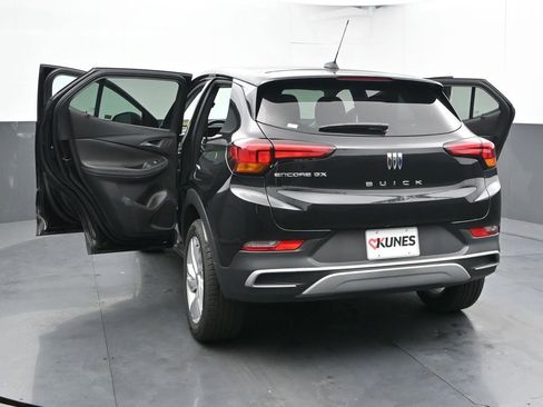 Used 2025 Buick Encore GX Preferred image 58