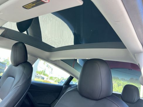 Used 2021 Tesla Model 3 Standard Range Plus RWD image 24