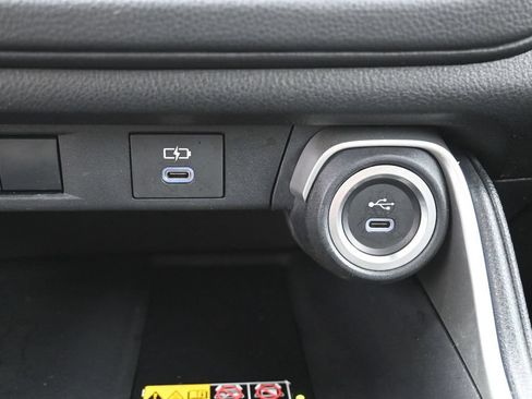 Certified 2024 Toyota Grand Highlander AWD image 22