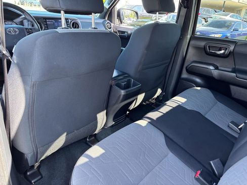 Certified 2020 Toyota Tacoma TRD Sport w/ Technology Package AWD/4WD image 51