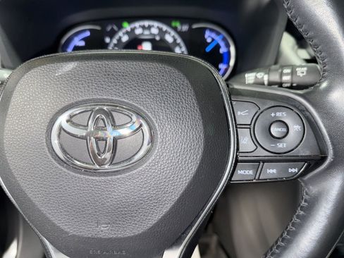Used 2019 Toyota RAV4 XSE w/ Protection Package image 29