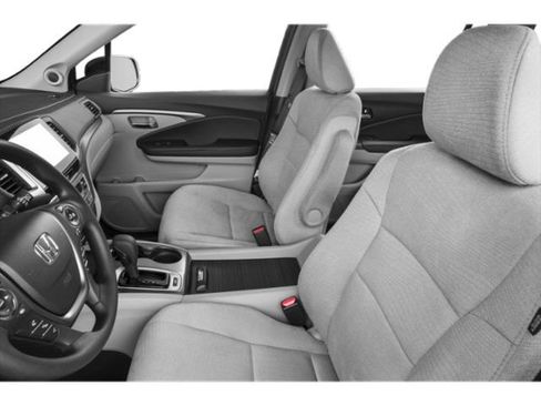 Used 2018 Honda Pilot EX image 7