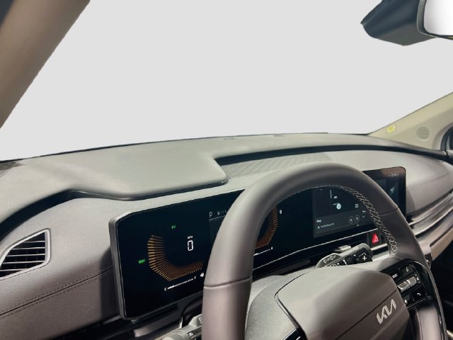 New 2027 Kia Carnival LXS FWD image 9