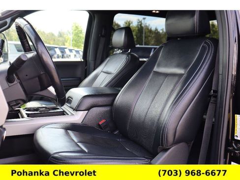 Used 2022 Ford F250 Lariat w/ Black Appearance Package AWD/4WD image 24