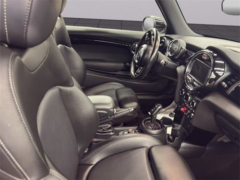Used 2020 MINI Cooper S image 18