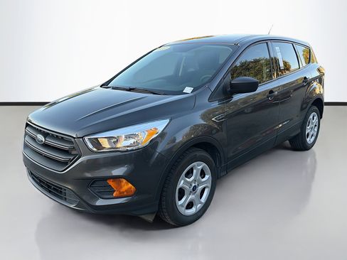 Used 2017 Ford Escape S image 7