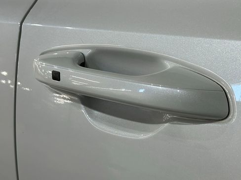 Used 2021 Kia Sorento S FWD image 13
