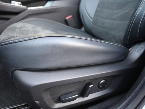 Used 2024 Mitsubishi Outlander Ralliart image 17