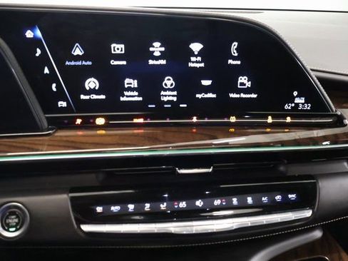 Used 2023 Cadillac Escalade Premium Luxury Platinum AWD/4WD image 20
