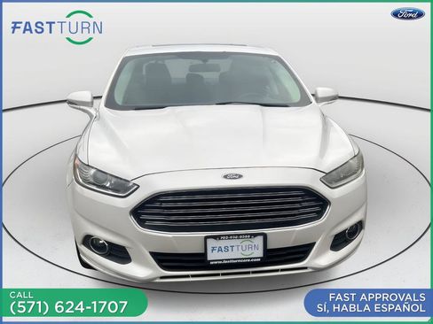 Used 2015 Ford Fusion SE w/ Equipment Group 201A FWD image 3