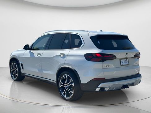 New 2026 BMW X5 sDrive40i w/ Premium Package RWD image 7