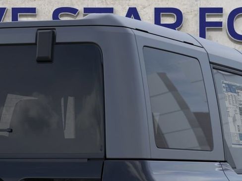 New 2025 Ford Bronco 4-Door AWD/4WD image 25