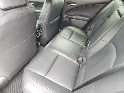 Used 2025 Lexus UX 300h FWD w/ Accessory Package (Z2) image 31
