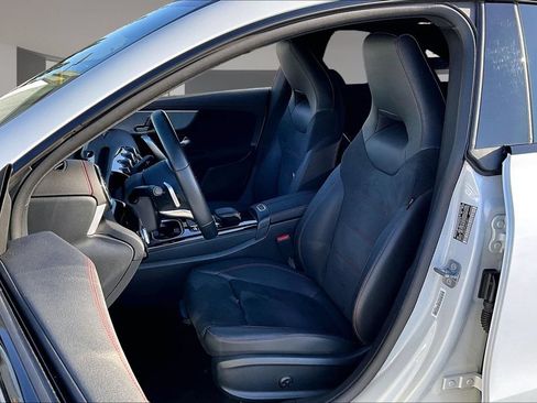 Used 2023 Mercedes-Benz CLA 250 image 18