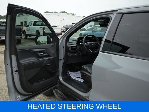 Used 2026 Chevrolet Silverado EV LT AWD/4WD image 18