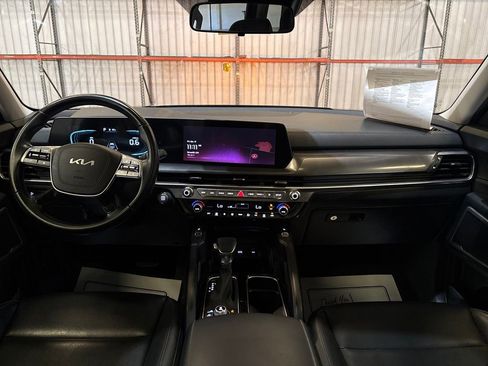 Used 2025 Kia Telluride S AWD/4WD image 12