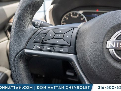 Used 2025 Nissan Altima 2.5 SV AWD/4WD image 11
