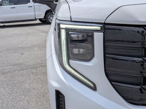 Certified 2024 GMC Sierra 1500 Elevation AWD/4WD image 10