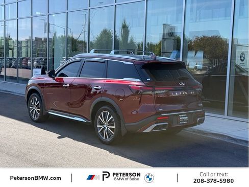 Used 2023 INFINITI QX60 Sensory w/ Cargo Package AWD/4WD image 3