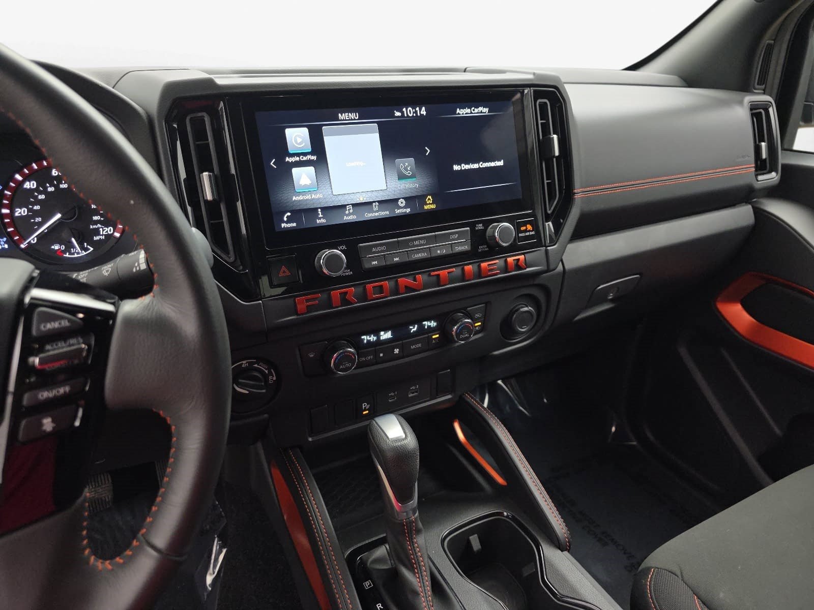 Used 2025 Nissan Frontier PRO-4X AWD/4WD image 17