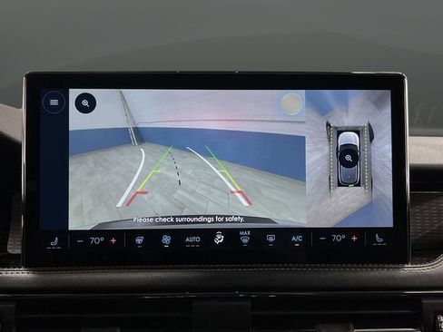 Used 2024 Lincoln Corsair Reserve w/ Equipment Group 201A image 10