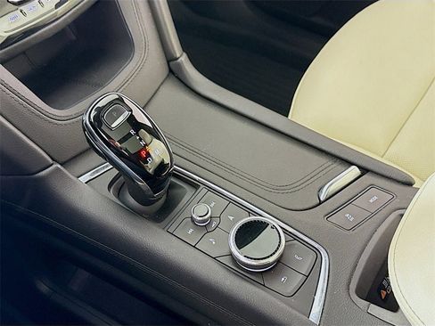 Used 2020 Cadillac XT6 Sport image 11