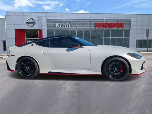 New 2024 Nissan Z NISMO w/ Floor Mat Package image 2
