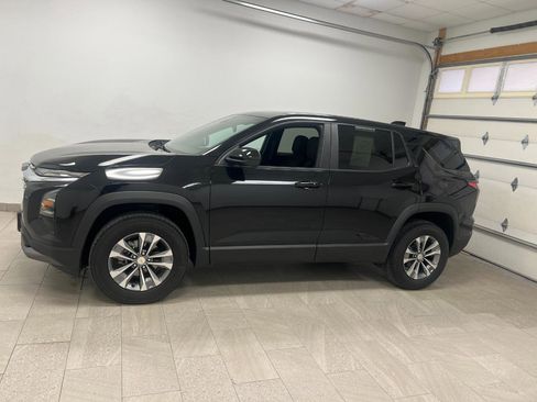 Used 2025 Chevrolet Equinox LT image 7