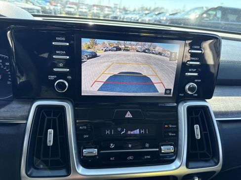 Used 2021 Kia Sorento EX image 31