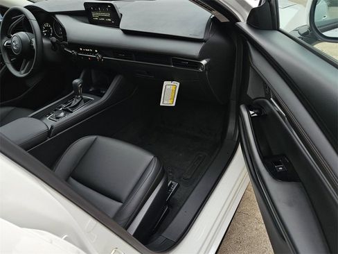 New 2026 MAZDA MAZDA3 2.5 S Sedan w/ Preferred Pkg image 6