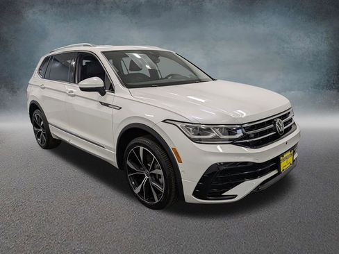 Used 2022 Volkswagen Tiguan SEL R-Line AWD/4WD image 3