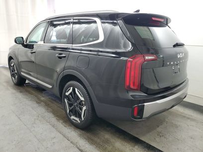 Used 2024 Kia Telluride S w/ S Sunroof Package