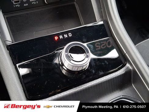 Used 2025 Jeep Grand Cherokee Altitude image 17