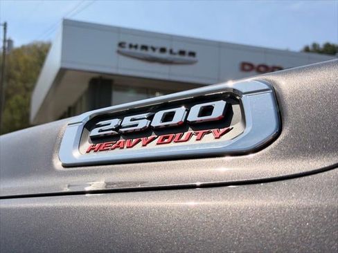 New 2026 RAM 2500 Tradesman w/ Chrome Appearance Group AWD/4WD image 33