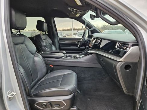 Used 2022 Jeep Wagoneer Series II image 26