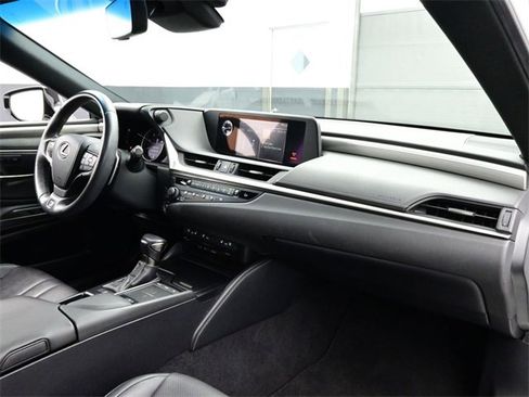 Used 2019 Lexus ES 350 F Sport image 17