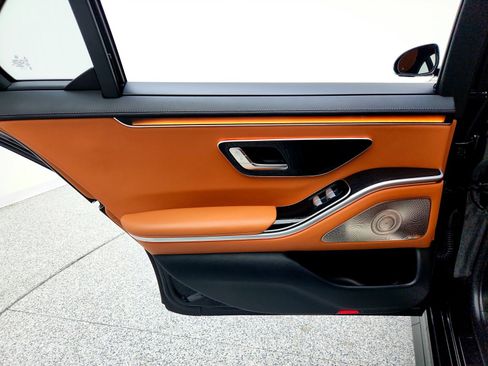 Used 2022 Mercedes-Benz S 500 4MATIC image 23