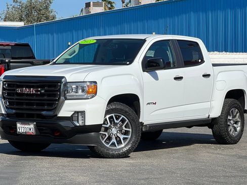 Used 2022 GMC Canyon AT4 w/ Trailering Package AWD/4WD image 8