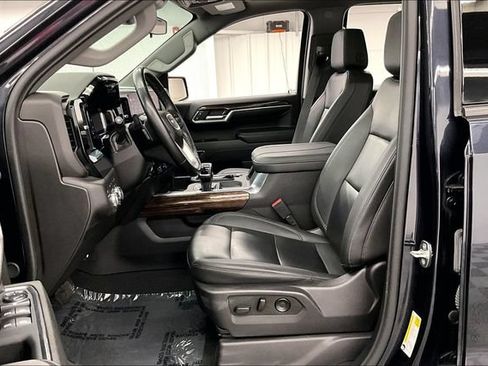 Used 2024 GMC Sierra 1500 Elevation w/ Elevation Premium Package AWD/4WD image 23