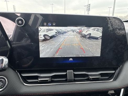 Used 2025 Chevrolet Equinox RS image 15