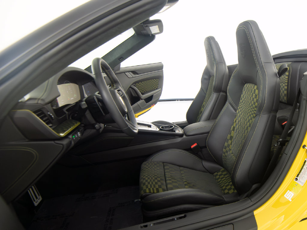 Certified 2026 Porsche 911 Carrera GTS RWD image 16