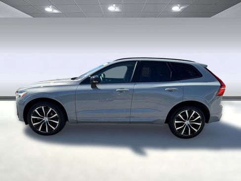 Used 2024 Volvo XC60 B5 Plus w/ Climate Package image 2