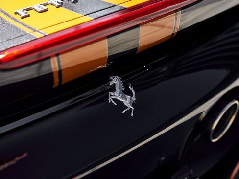 Used 2023 Ferrari SF90 Stradale image 15