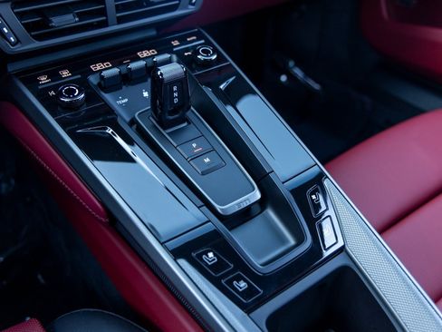 Certified 2026 Porsche 911 Carrera image 38