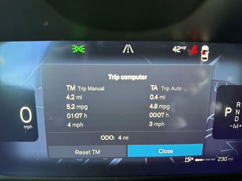 New 2026 Volvo XC60 B5 Plus w/ Protection Package Premier image 29