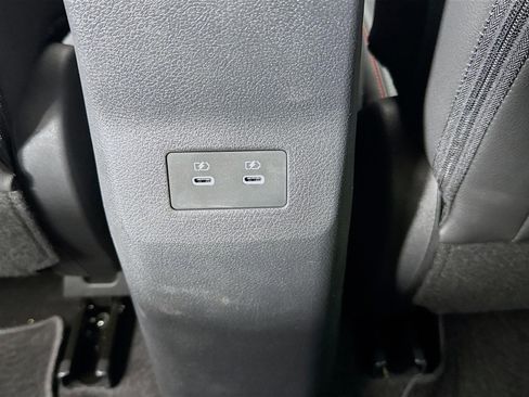 New 2026 Nissan Kicks SR FWD image 25