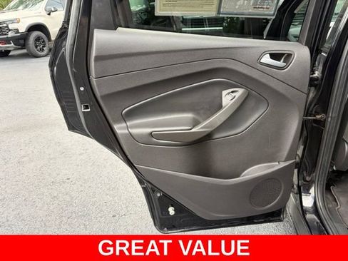 Used 2019 Ford Escape SE FWD image 13