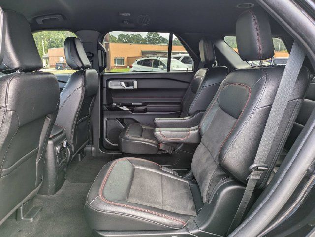 Used 2023 Ford Explorer ST-Line w/ Class IV Trailer Tow Package RWD image 16